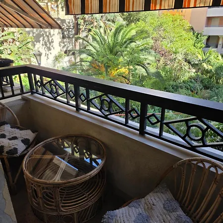 Au Calme Proche De La * Mentone